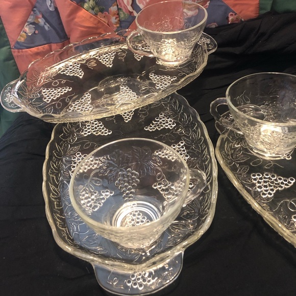 Serva-Snack Anchor Hocking Glass 4pc set - Picture 2 of 12